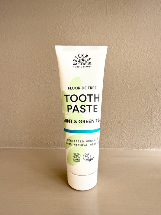【URTEKRAM】ミントアンドグリーンティー　歯磨き粉